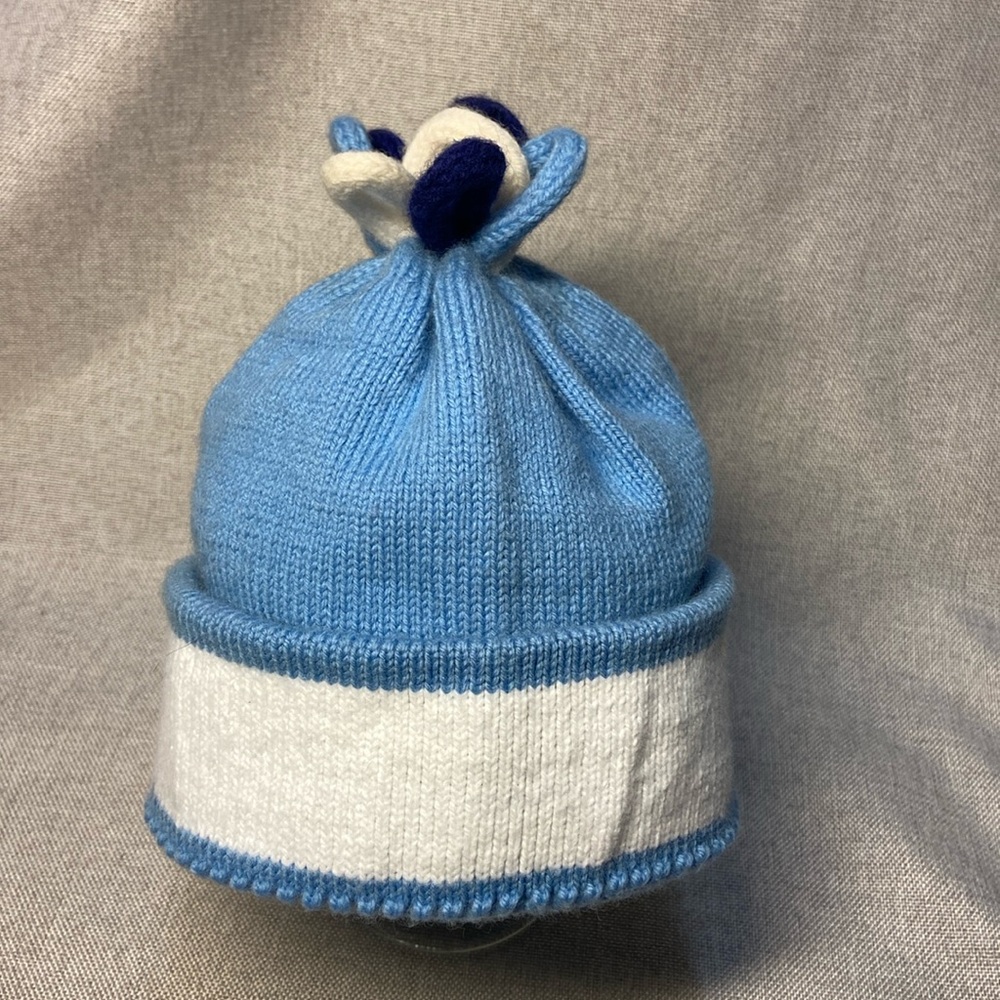 Top Notch Knits Wool  Beenie Hat.